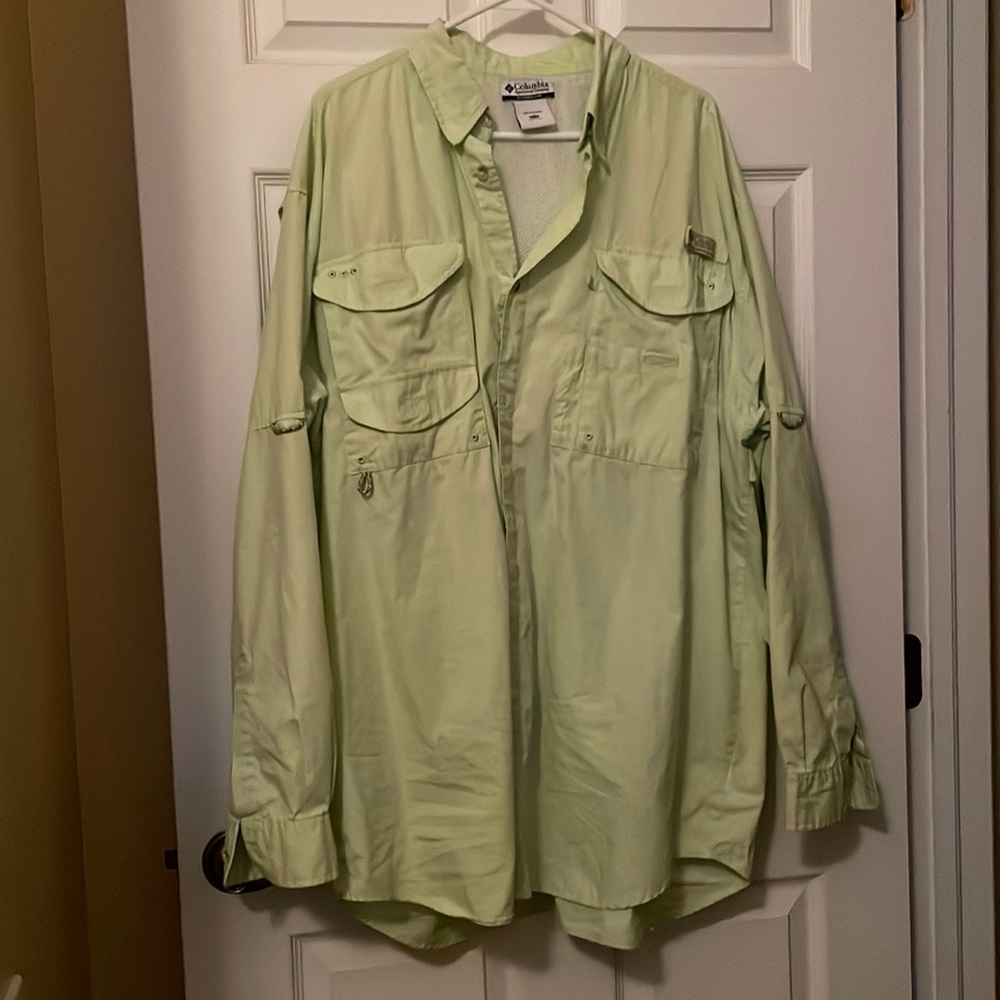 Mens Columbia shirt